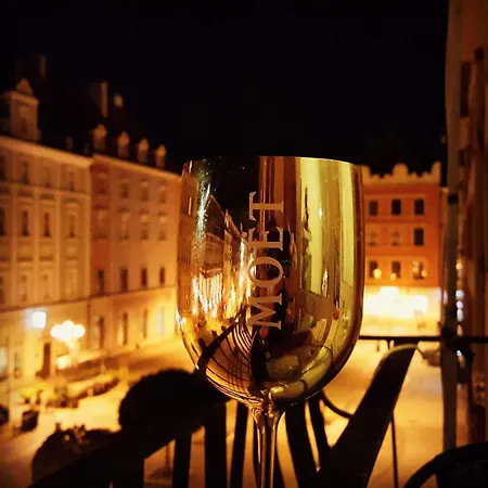 Swidnicka Market Square View Ac & Balcony - Properunit *