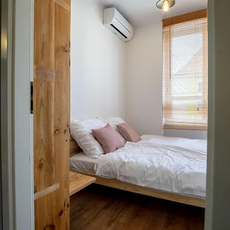 Swidnicka Market Square View Ac & Balcony - Properunit Wroclaw